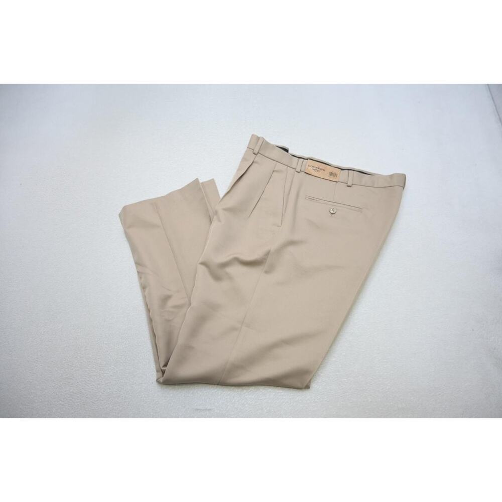 Dockers Performance Dress Pants Flat Pleated Beige Polyester Mens 40 x 32 NWT